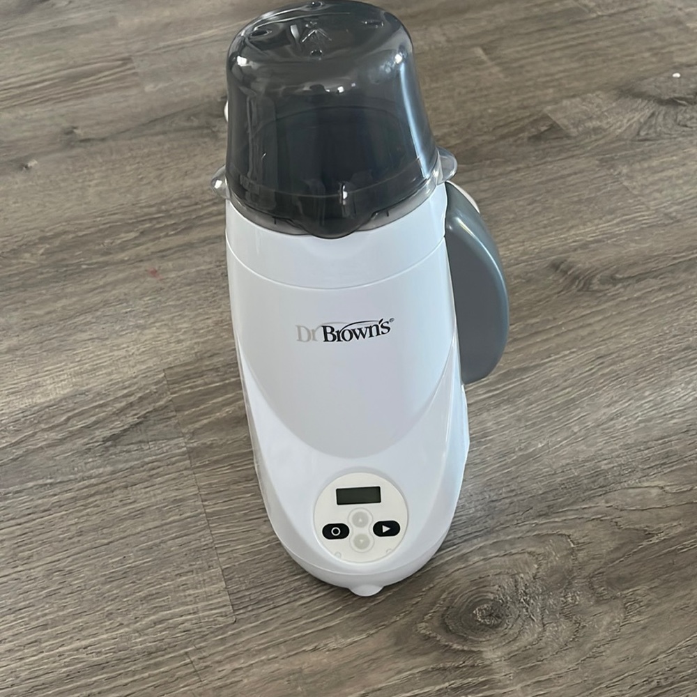 Dr Browns bottle warmer never used received 2 only used 1 No box new never used